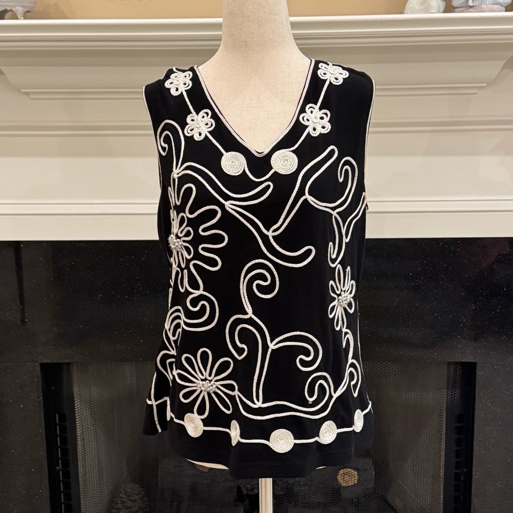 Lauren Michelle Black & White Beaded Floral Sleeveless Top | Size XL